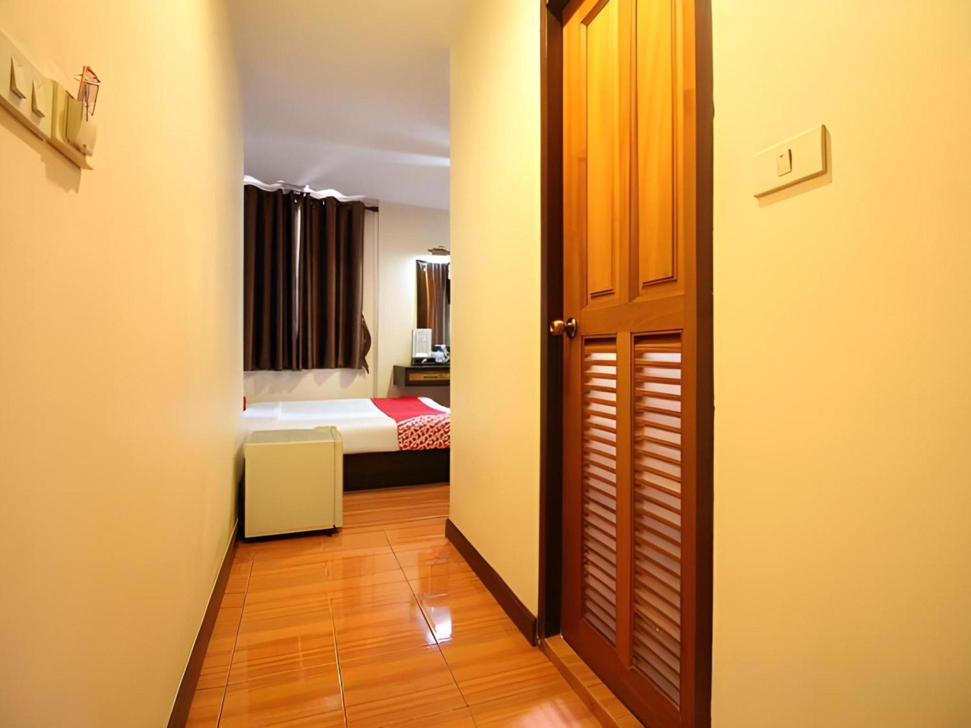 Pannee Lodge Khaosan - Sha Plus Bangkok Exterior foto